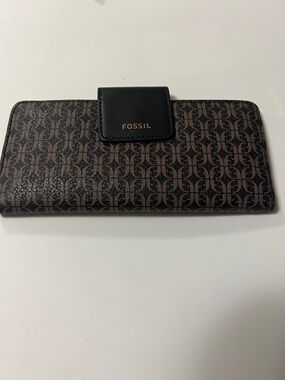 Fossil Monogram Brown and Black Continental Wallet